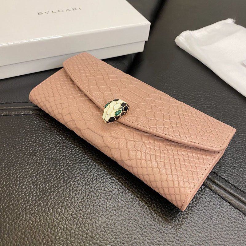 Very popular all over the world? Bulgari Serpenti Replica Forever Large Wallet Bur71406