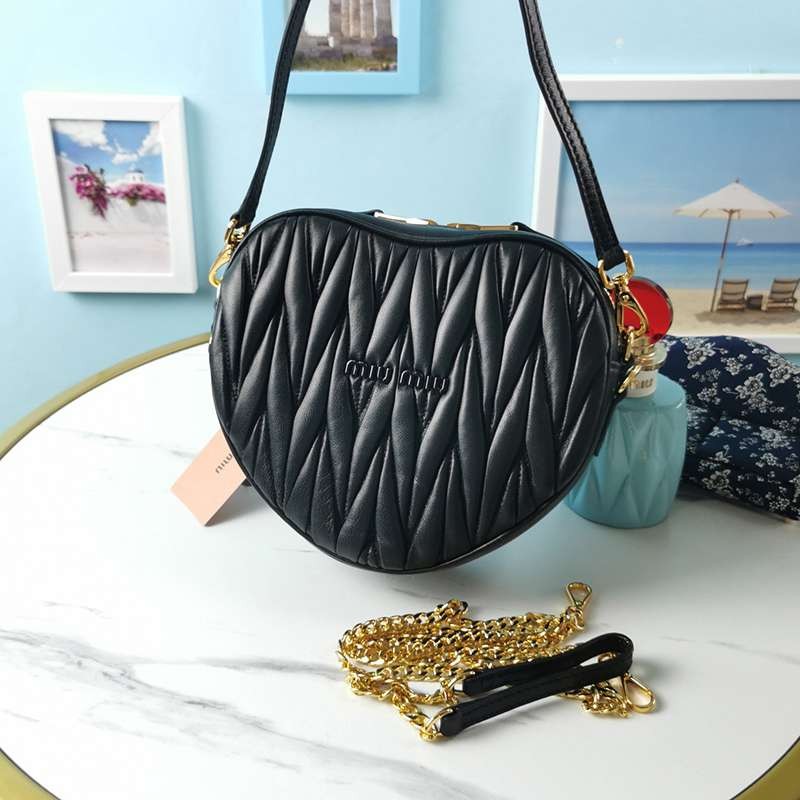 Cute Miu Miu heart-shaped fake shoulder bag myy39684 Cute Miu Miu heart-shaped fake shoulder bag myy39684