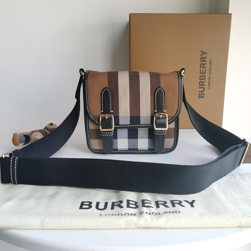 Burberry shoulder bag not available in Japan fake ☆ Check E canvas messenger bag Bax44107