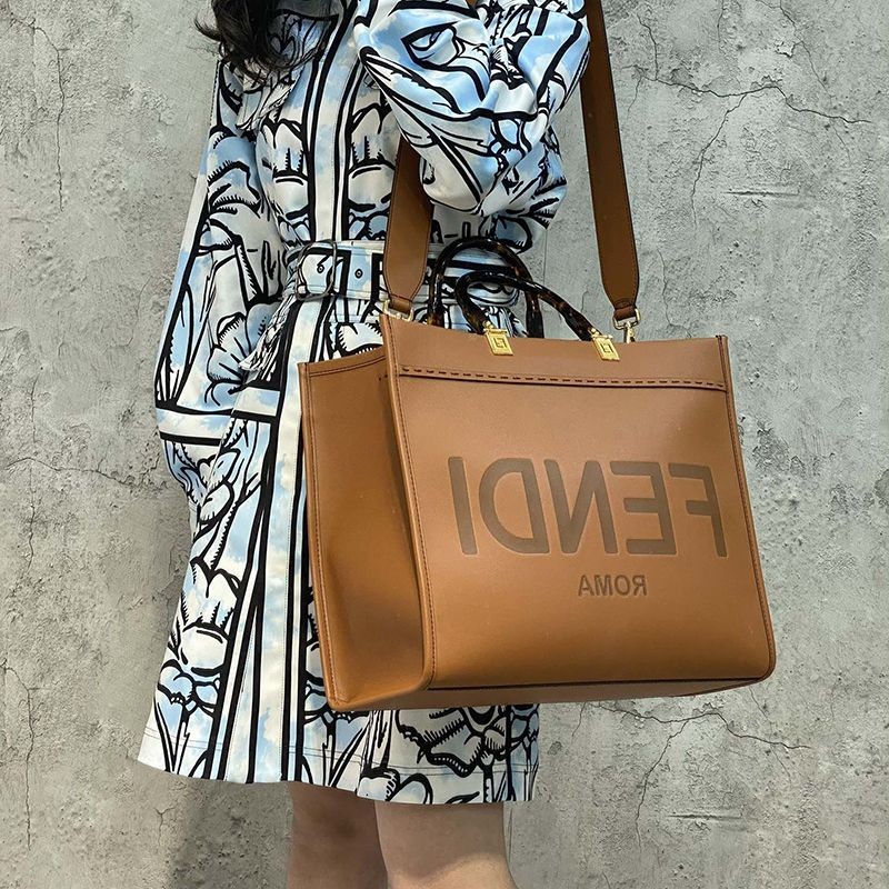 Fendi Sunshine replica leather shopper bag not available in Japan few61216