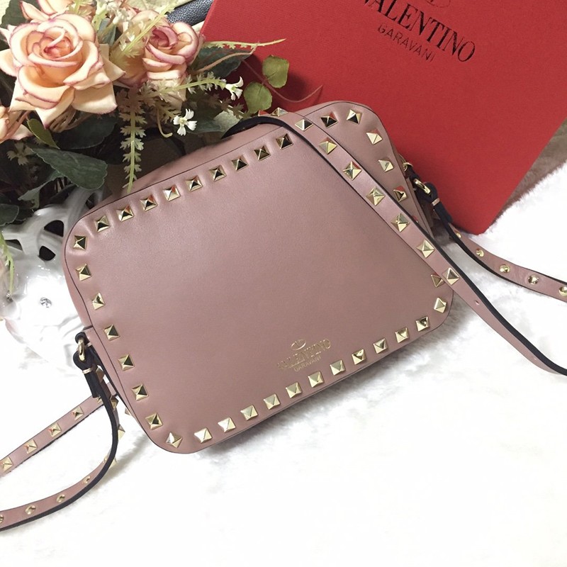★Popular in Japan!! Valentino Shoulder Bag Replica Handbag★Rockstud Vuy67038