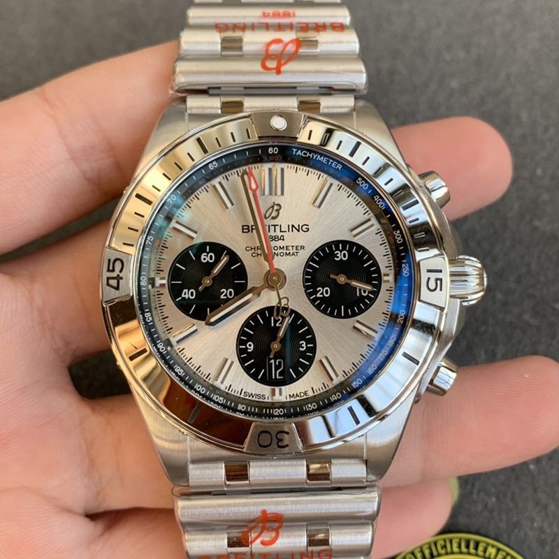 Breitling Chronomat B01 42 BUV64028, not available in Japan