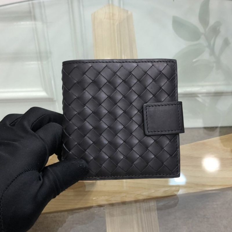 Rare Bottega Veneta Replica Intrecciato Bi-fold Wallet boh14273