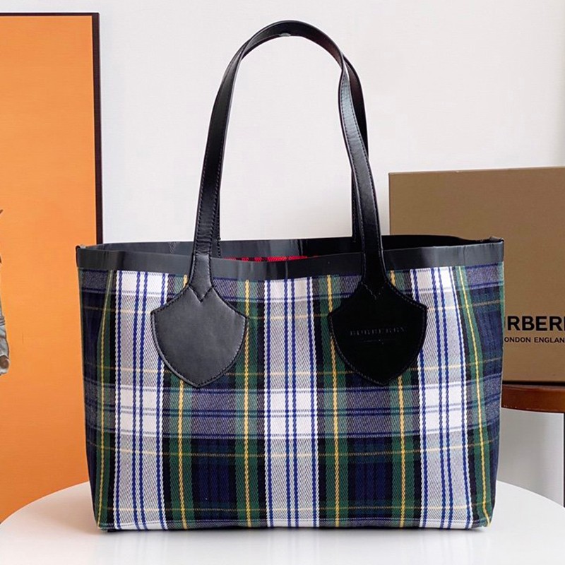 Best Price Burberry Pocket Bag Replica Outdoor Travel Check Reversible Bag Bac96851
