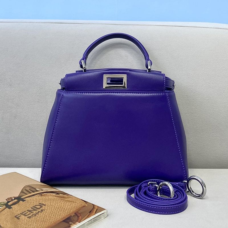 ★Popular in Japan! Fendi replica Peekaboo mini leather bag feh94888