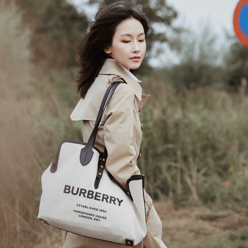 Super Hot Topic! [Burberry Tote Bag Replica] Medium Soft Cotton Canvas Belt Bag Bas00995