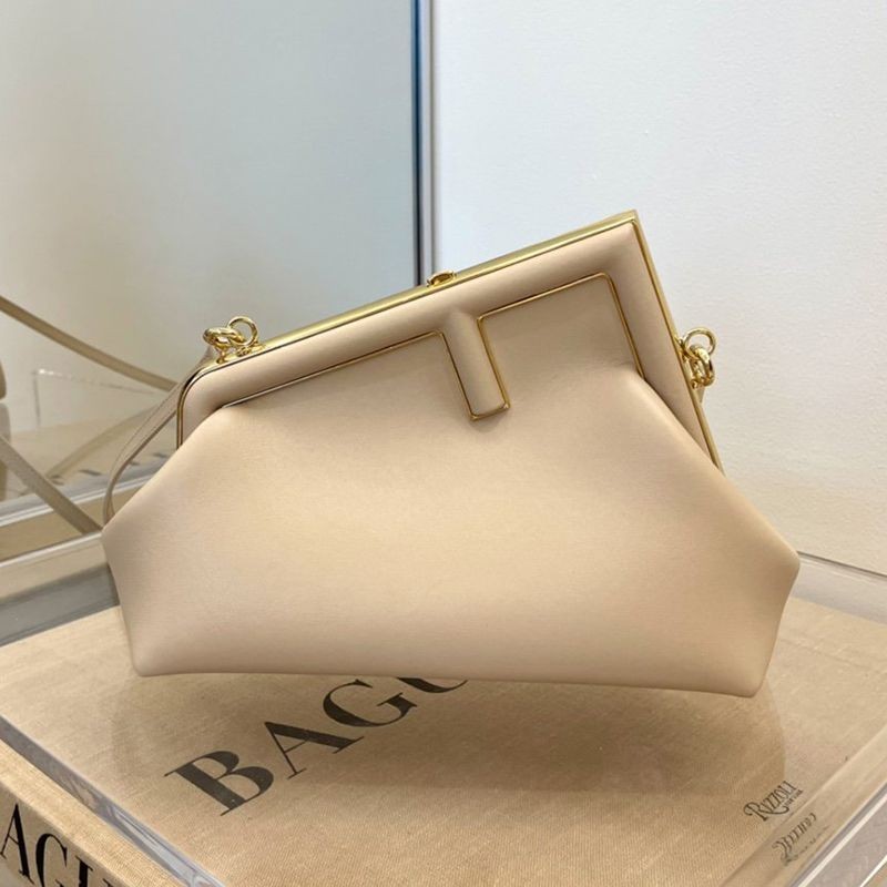 Best Price Challenge Fendi First Fake Leather Bag fee01150 Best Price Challenge Fendi First Fake Leather Bag fee01150