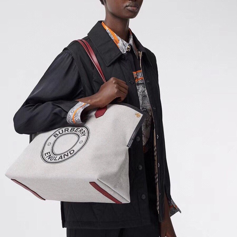 21AW New Arrival Burberry Tote Bag Replica Logo Cotton Canvas Baw51809
