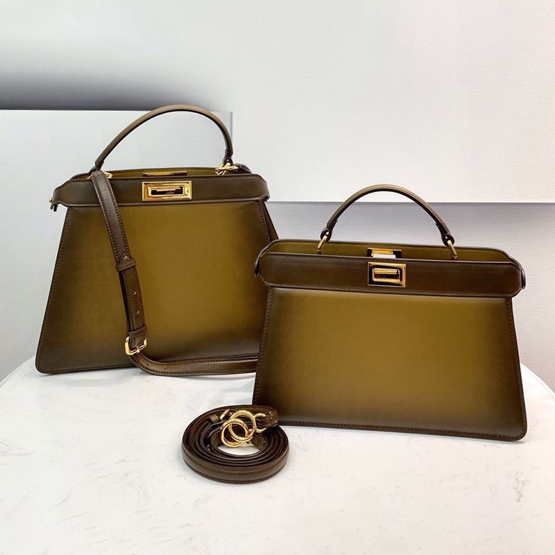 Very popular Fendi Peekaboo iSeeU medium leather bag fek93212