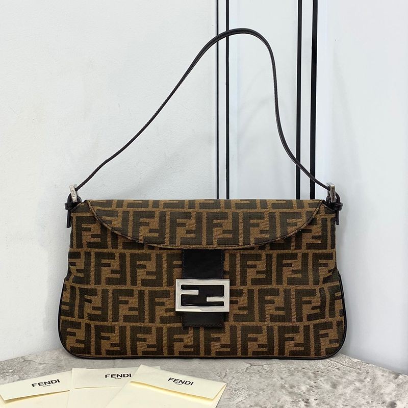 21-22AW Fendi Baguette Replica Fabric Bag fem88952