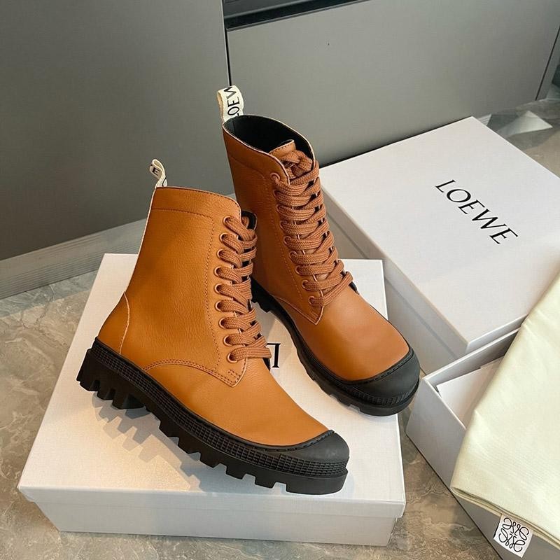 Very popular!! Stylish? Loewe Boots Replica Combat Calfskin Boots lob31378