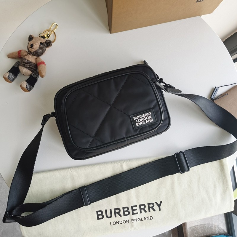 Eye-catching color Burberry Shoulder Bag Replica Diamond Quilted Cotton Crossbody Bag Baj53767
