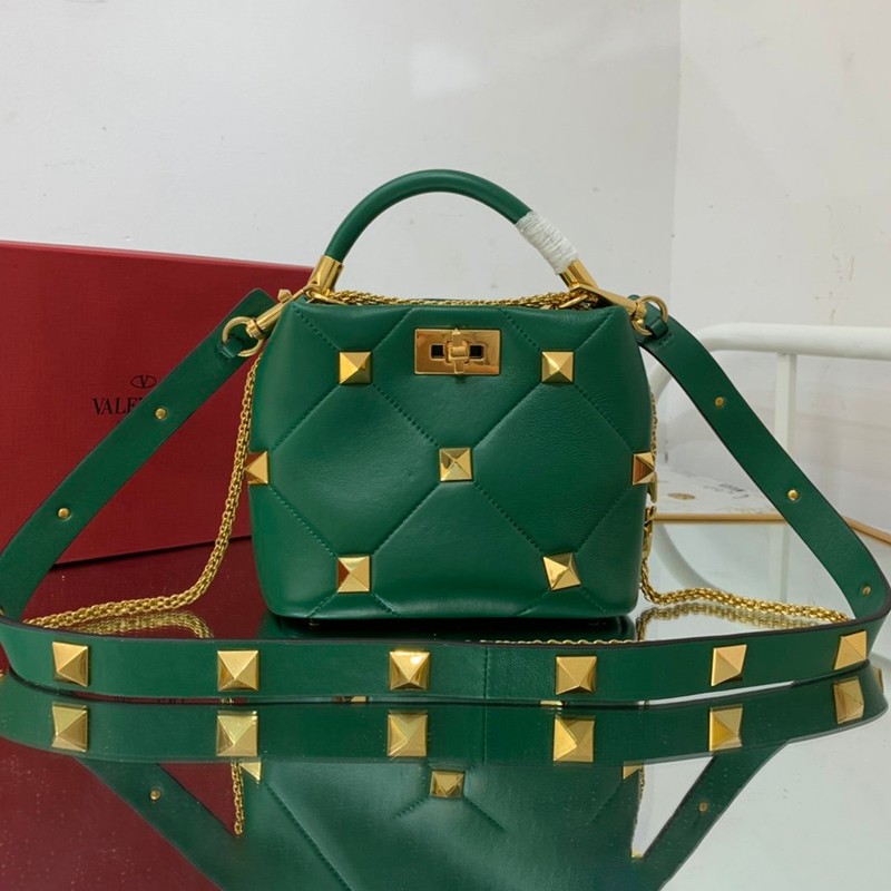 *Tax included Valentino handbag copy ROMAN STUD QUILTED Vuu09871