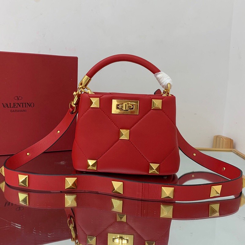 Very popular: Valentino handbag replica ROMAN STUD QUILTED Vuj81781