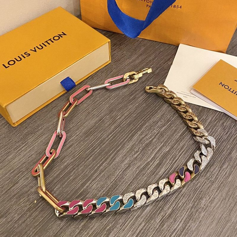 21-22AW Louis Vuitton Chain Link Patch Replica Necklace vua60550