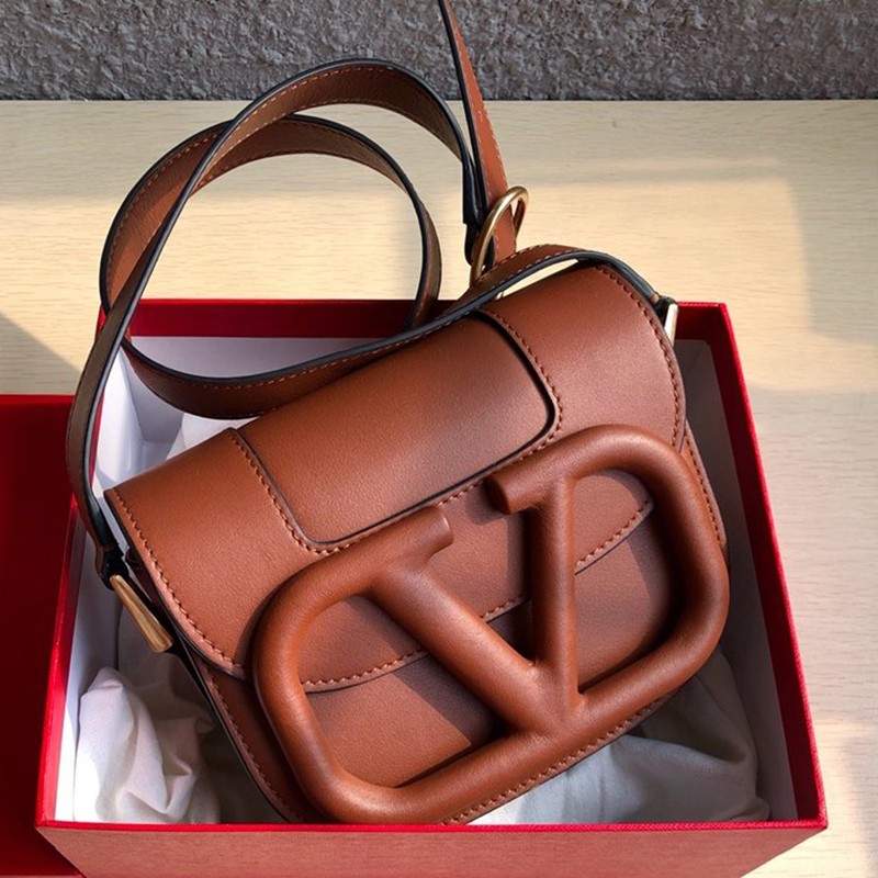 Very popular! Valentino shoulder bag replica V logo SUPERVEE leather crossbody bag Vue48622 Very popular! Valentino shoulder bag replica V logo SUPERVEE leather crossbody bag Vue48622