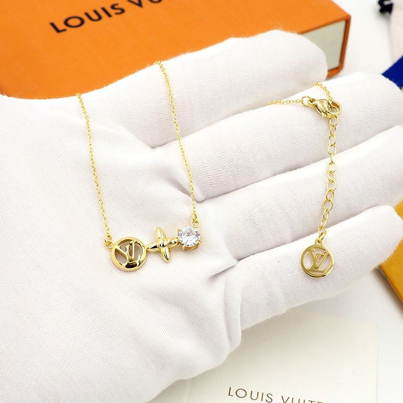 No. 1 in cumulative total sales! Louis Vuitton Collier Petit Louis replica necklace M00368