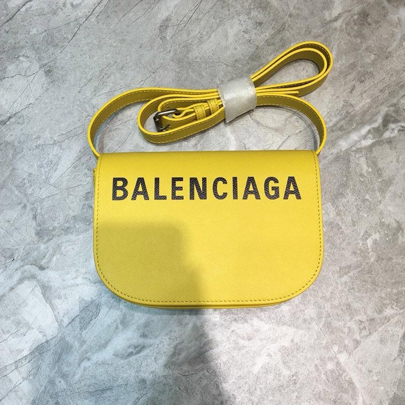 Very popular! New color ☆ Rare Balenciaga shoulder bag fake camera bag bag83787