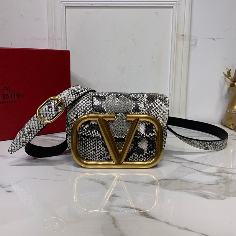 Classic Valentino Shoulder Bag Replica V Logo SUPERVEE Leather Crossbody Bag Vuz26868 Classic Valentino Shoulder Bag Replica V Logo SUPERVEE Leather Crossbody Bag Vuz26868