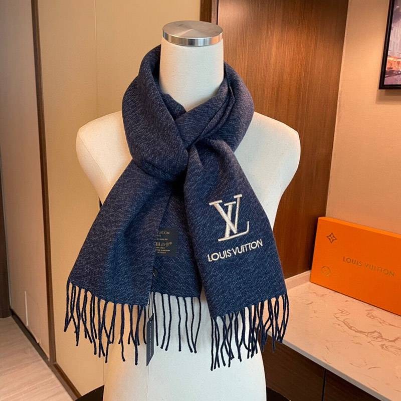 Perfect as a gift? Louis Vuitton Cashmere Scarf Replica vus45957