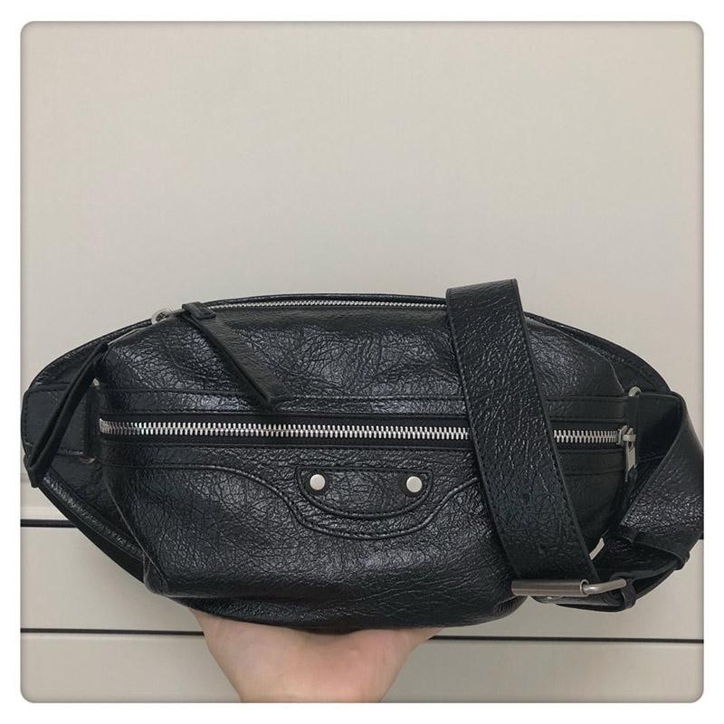 [Not available in Japan] Balenciaga Everyday Waist Pouch Replica bao44007