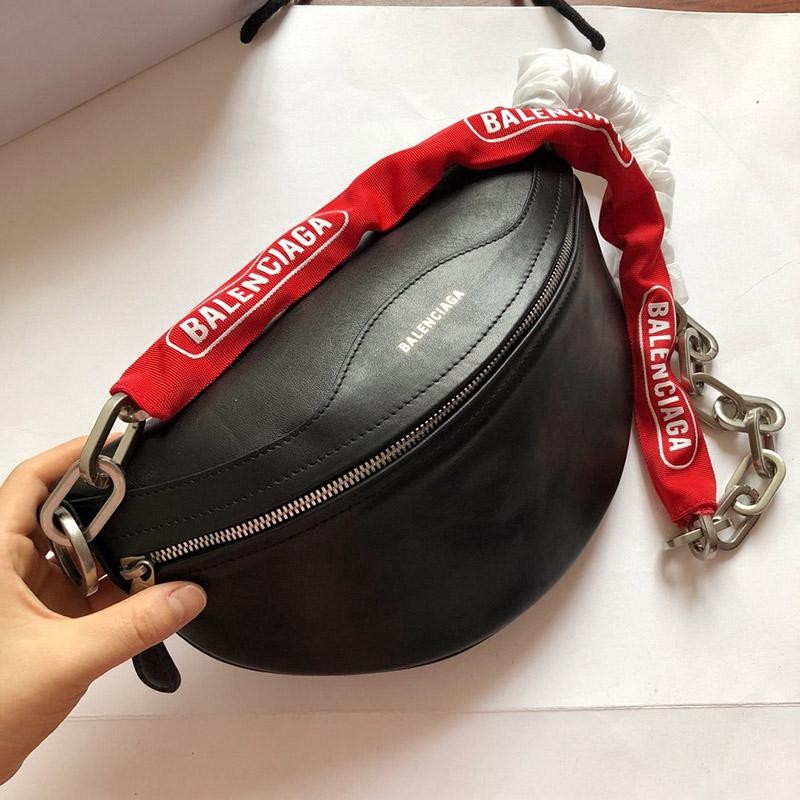 Competition: Balenciaga Everyday Waist Pouch Replica ban86735 Competition: Balenciaga Everyday Waist Pouch Replica ban86735