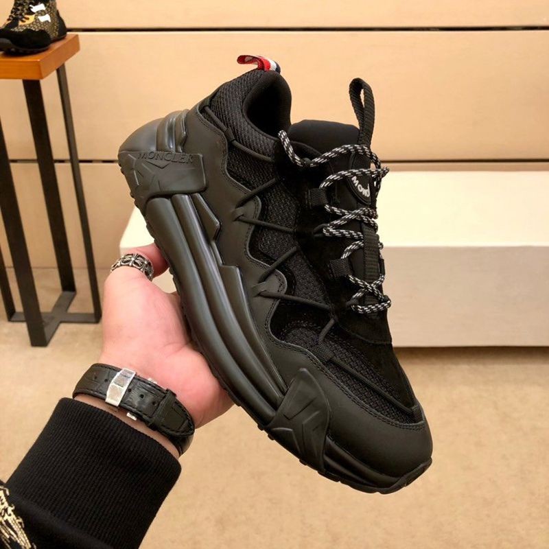 Very popular! Moncler Compassor sneakers replica moa58370