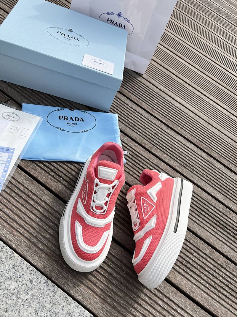 Prada Macro Re Nylon Sneakers pue20548, popular worldwide