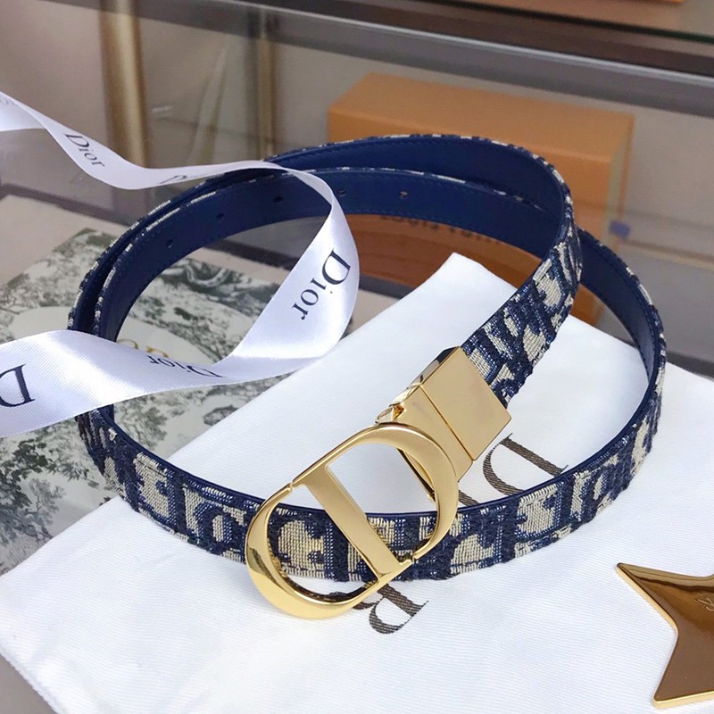 Eye-catching color Dior belt replica 30 montaigne reversible 20mm dee57967 Eye-catching color Dior belt replica 30 montaigne reversible 20mm dee57967