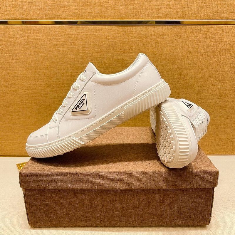 The hottest topic! Prada logo leather sneakers replica puw59242