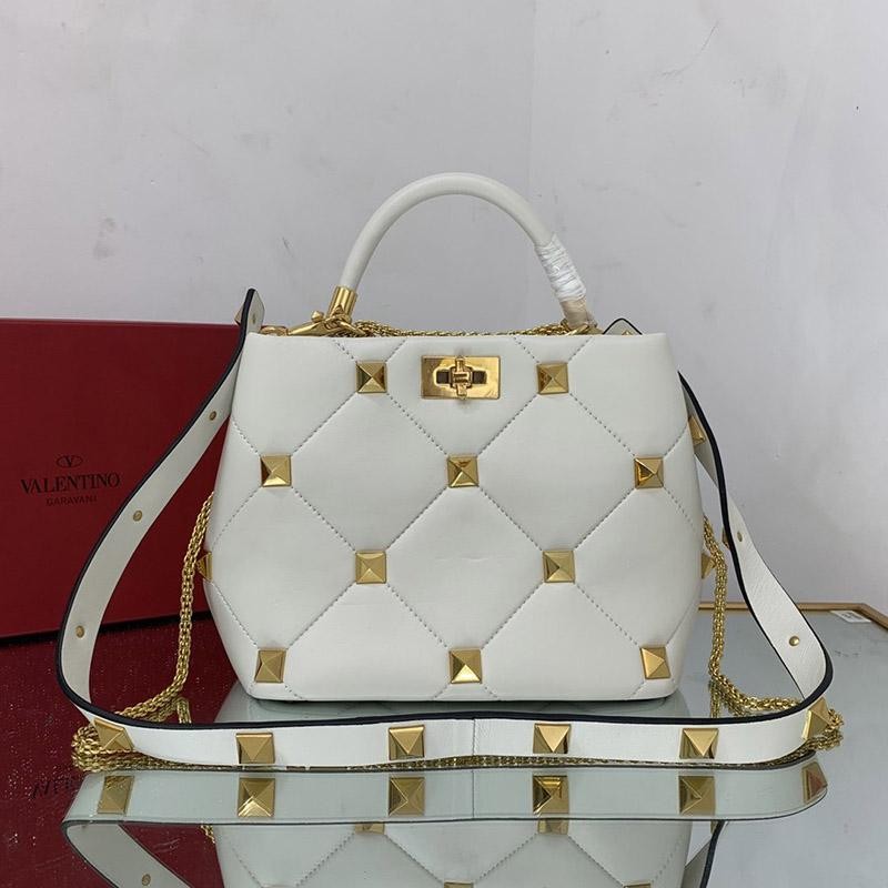 Very popular! Valentino chain bag replica for women V0520 Vuh42641