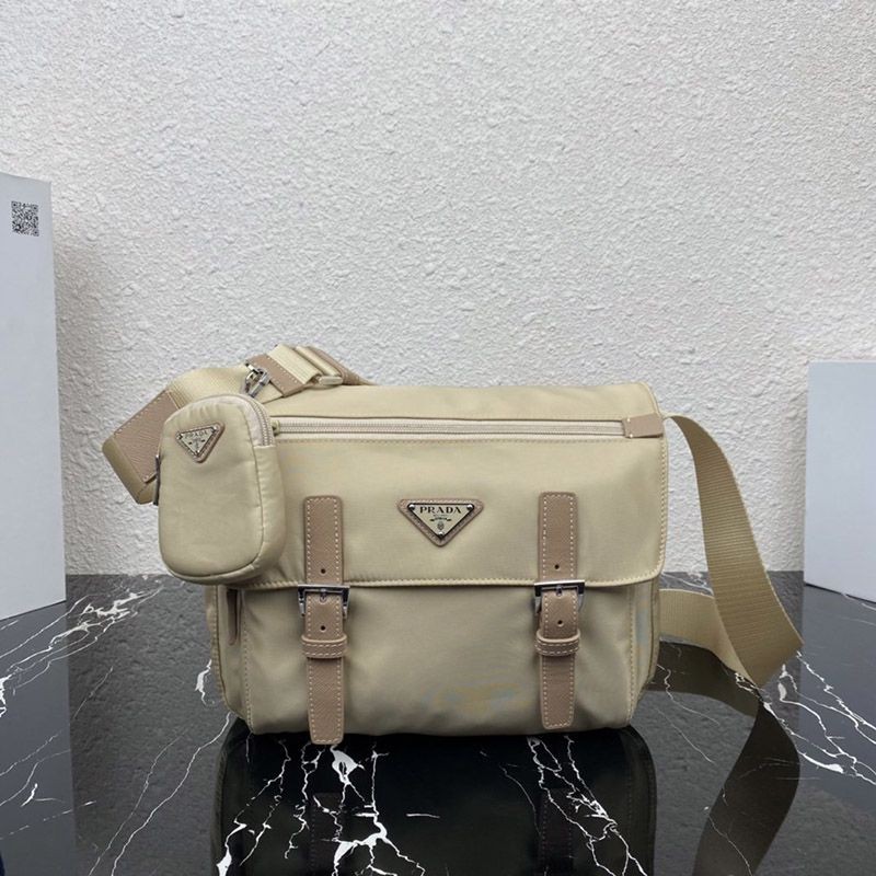 Hard to find Prada ★ Sale! Lightweight nylon shoulder bag copy? puy12331
