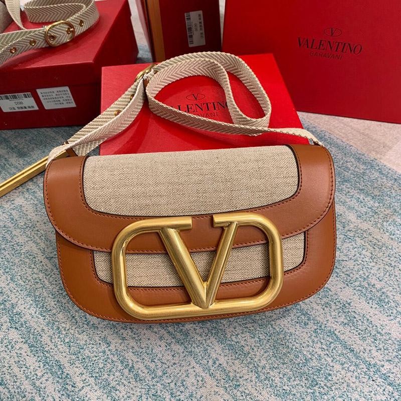 Popular Valentino Shoulder Bag Replica VEE Leather Crossbody Bag Vui86717