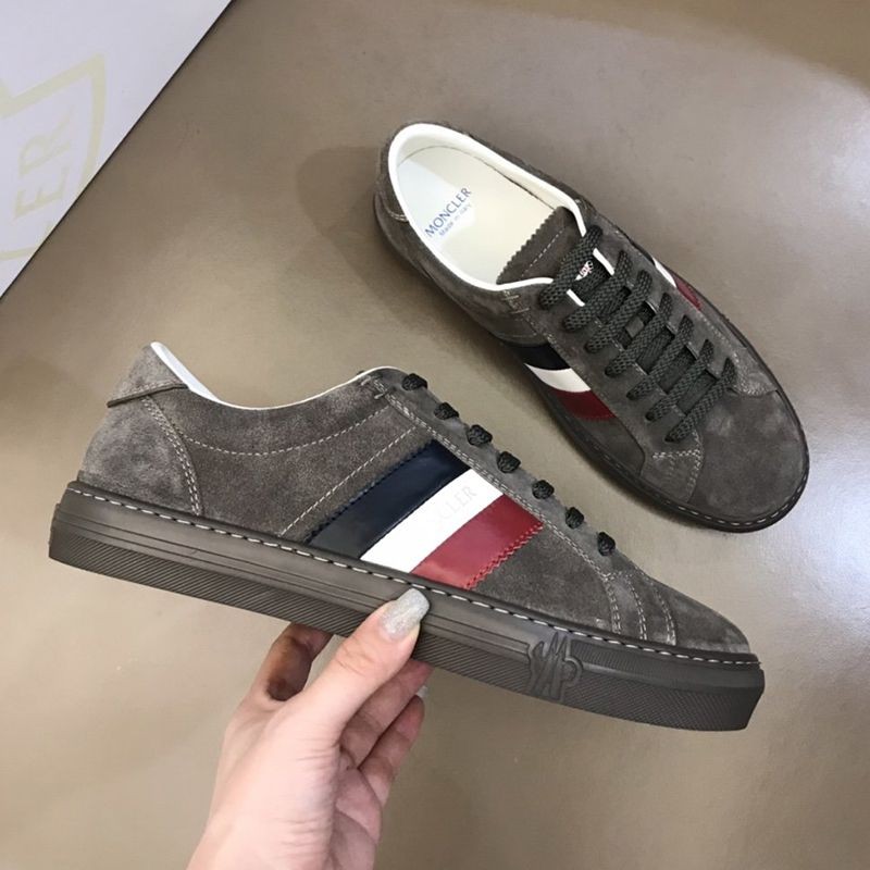Eye-catching color Moncler replica suede Alodie sneakers mon35677