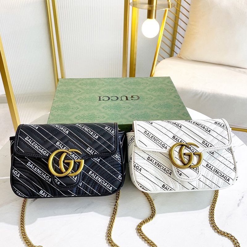 Love at first sight? Gucci Balenciaga replica [GG Marmont] The Hacker Project small bag gue18199