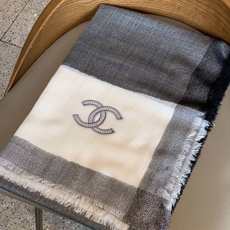 Very popular!! New color Chanel cashmere scarf/stole replica ★ Feels great on the skin shh19045