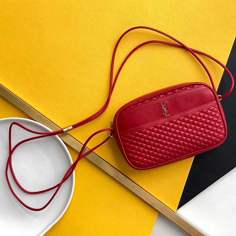 Very popular!! New color ☆ Saint Laurent shoulder bag replica ☆ Vintage camera bag lambskin 6489901EL079207