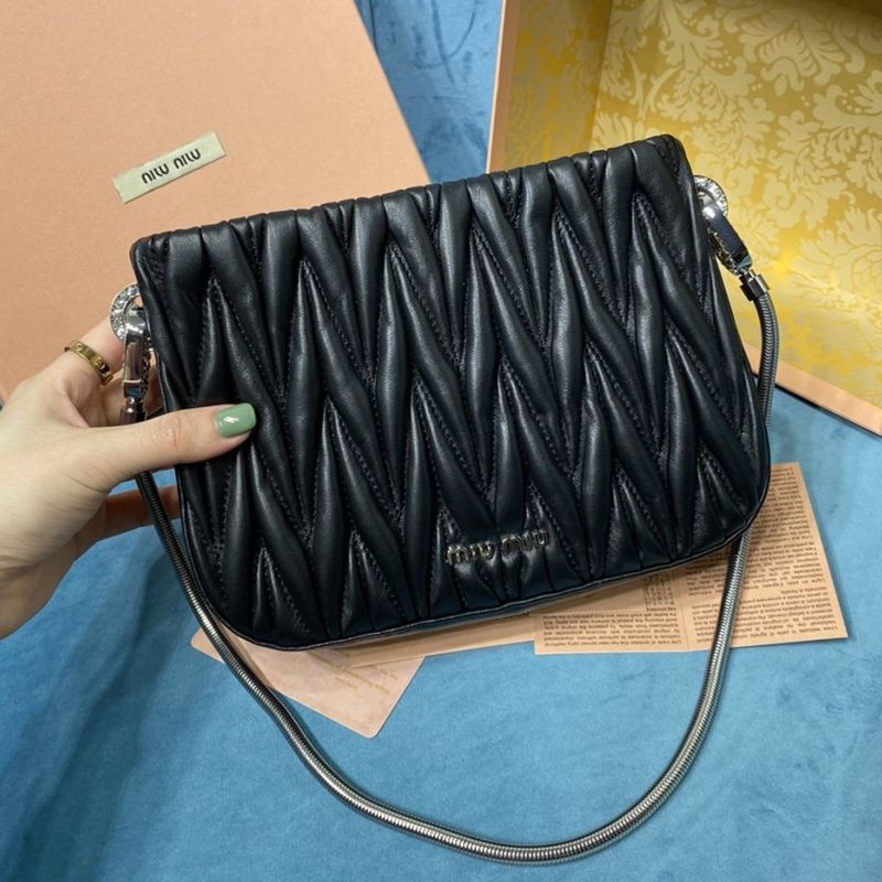 Eye-catching color Miu Miu replica matelasse nappa leather bag myz82611