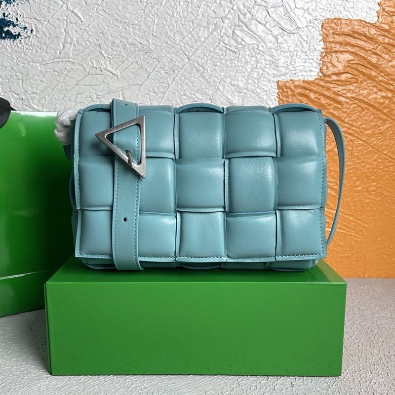 New for Autumn/Winter Bottega Veneta Padded Cassette Replica Shoulder Bag Blaster 591970VCQR14634