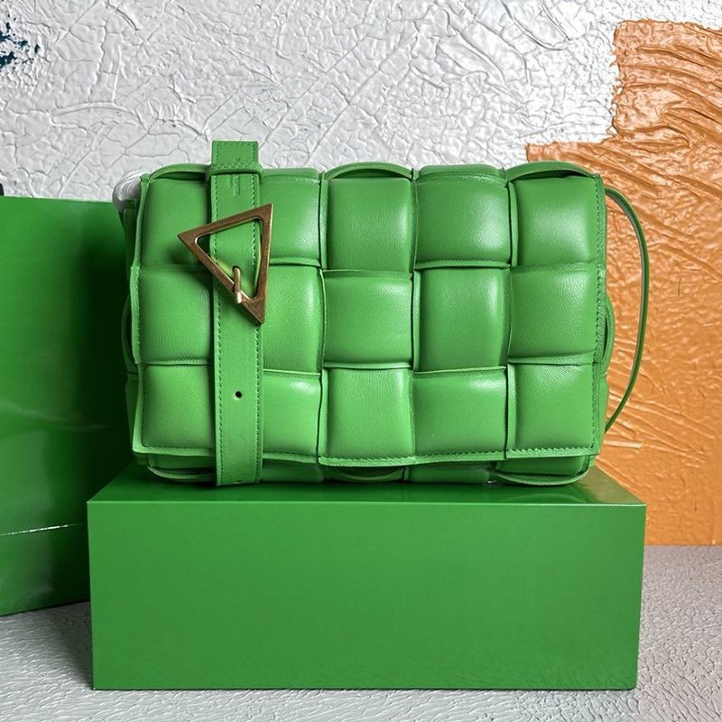 Bottega Veneta Replica Padded Cassette Leather Crossbody Bag boh27653 - Sold Out