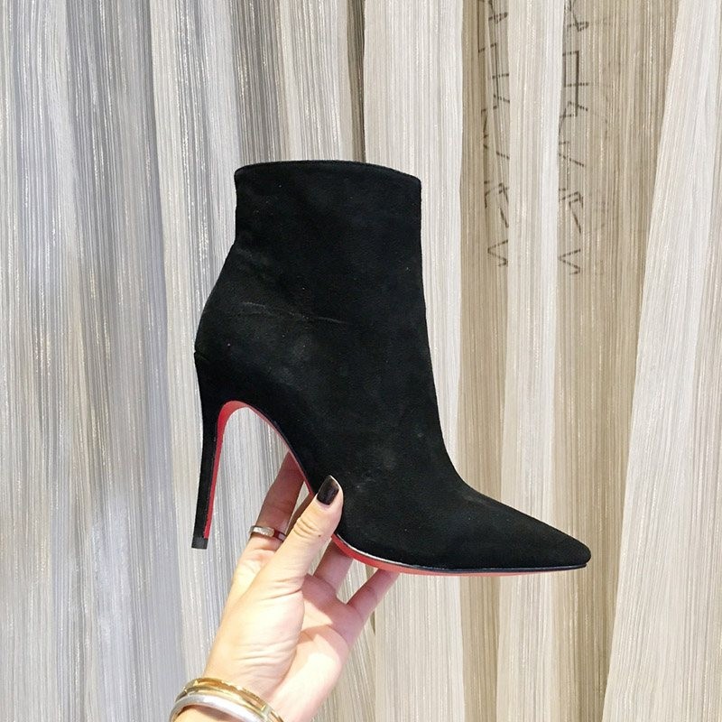 Very popular! Louboutin Lock Booty 100mm ankle boots with zip and studs Ruz49794