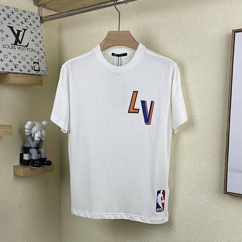 Louis Vuitton x NBA☆Printed T-shirt vut42330 - a worldwide hit