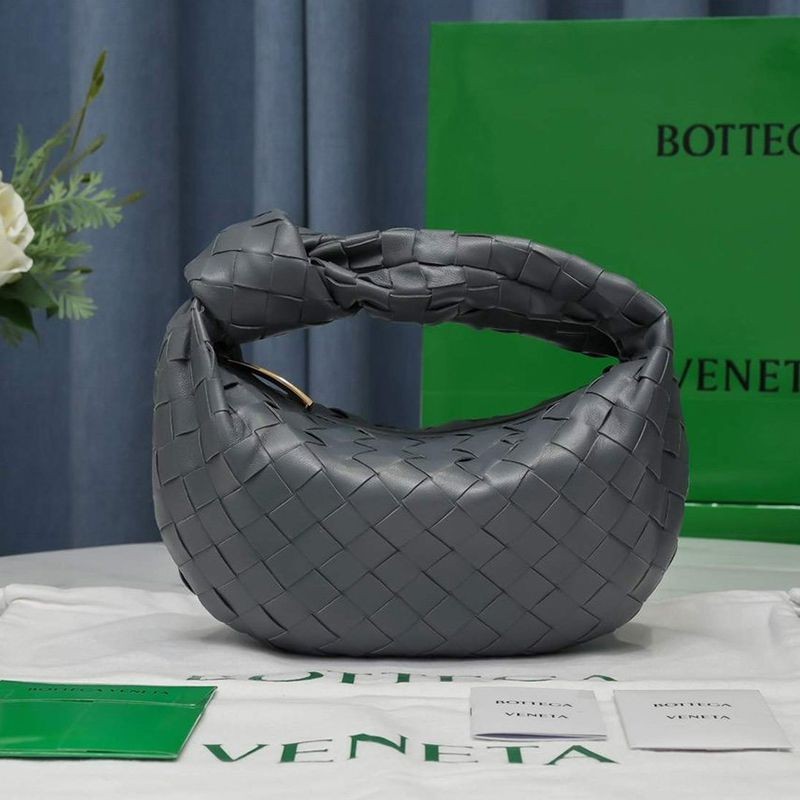 Not available in Japan Bottega Veneta Mini The Jodie Replica Intrecciato Mini Bag boq96830 Not available in Japan Bottega Veneta Mini The Jodie Replica Intrecciato Mini Bag boq96830