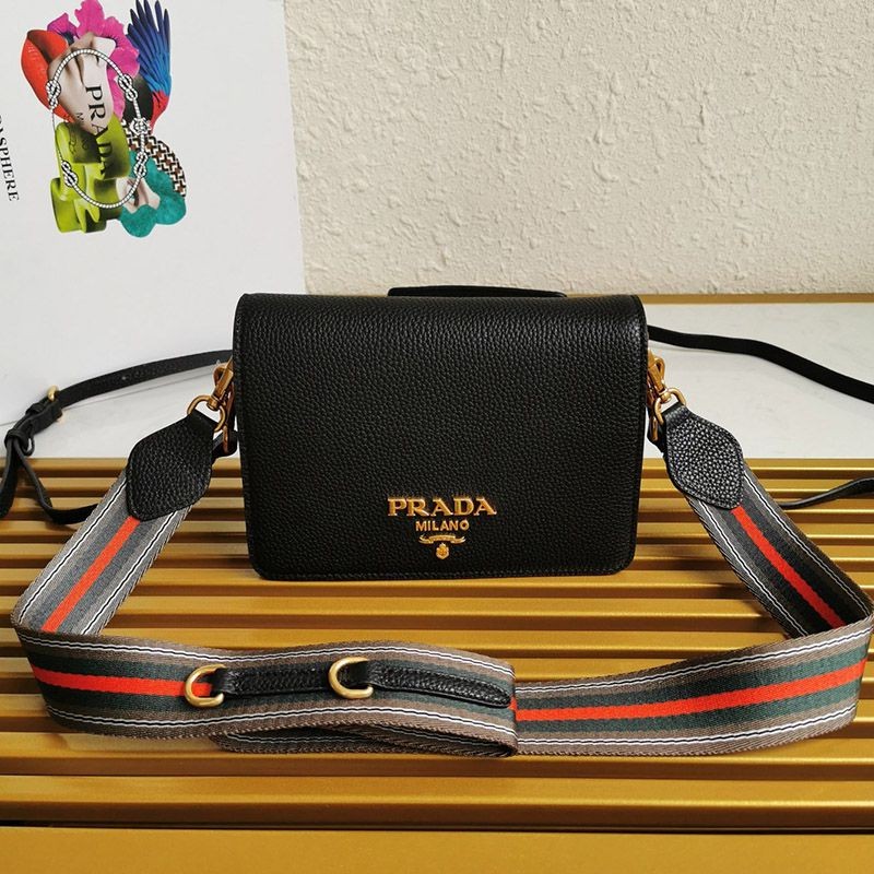 21AW sale / Prada leather shoulder bag [tracking included] 1BD102
