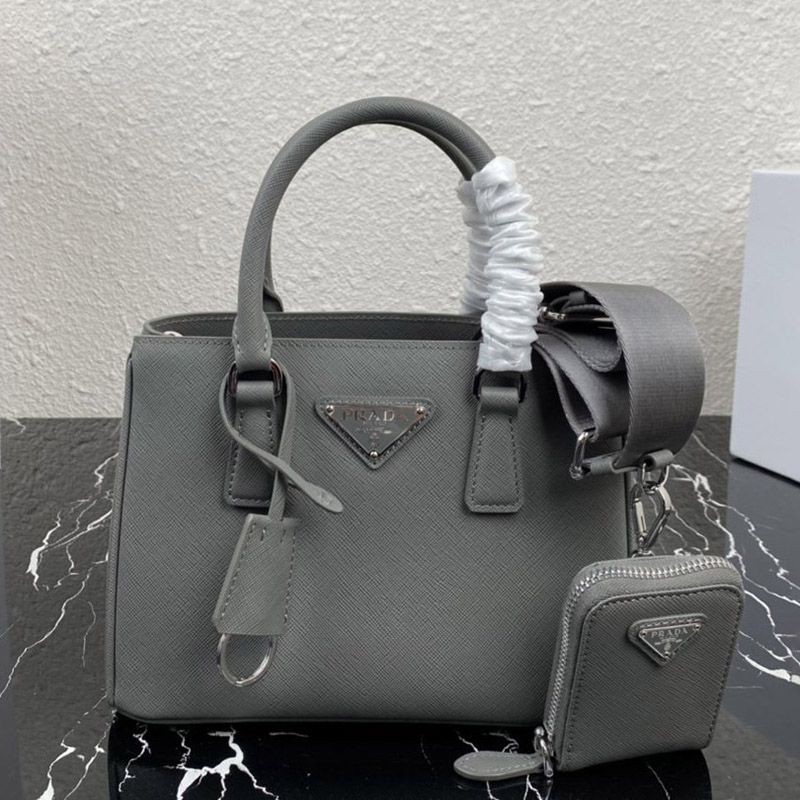 New color for a stylish look? Prada shoulder bag 3way puf52492