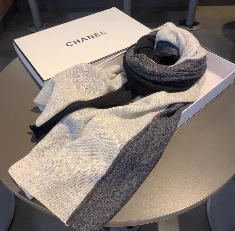 Cute new Chanel logo cashmere scarf imitation goes well with knitwear shb71024