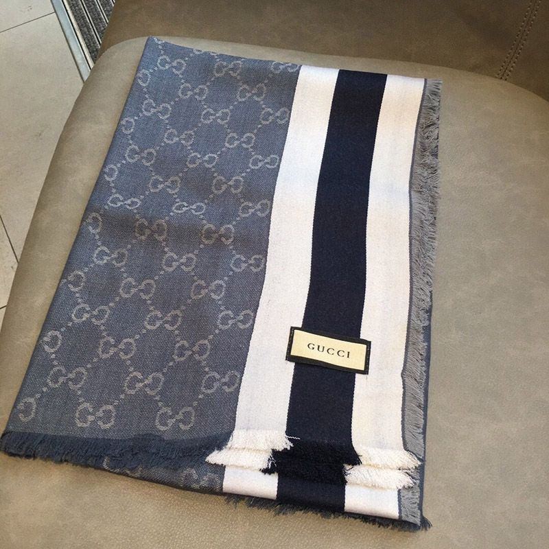 The rising popularity of Gucci's GG wool lamé jacquard scarf/muffler guj76981 The rising popularity of Gucci's GG wool lamé jacquard scarf/muffler guj76981