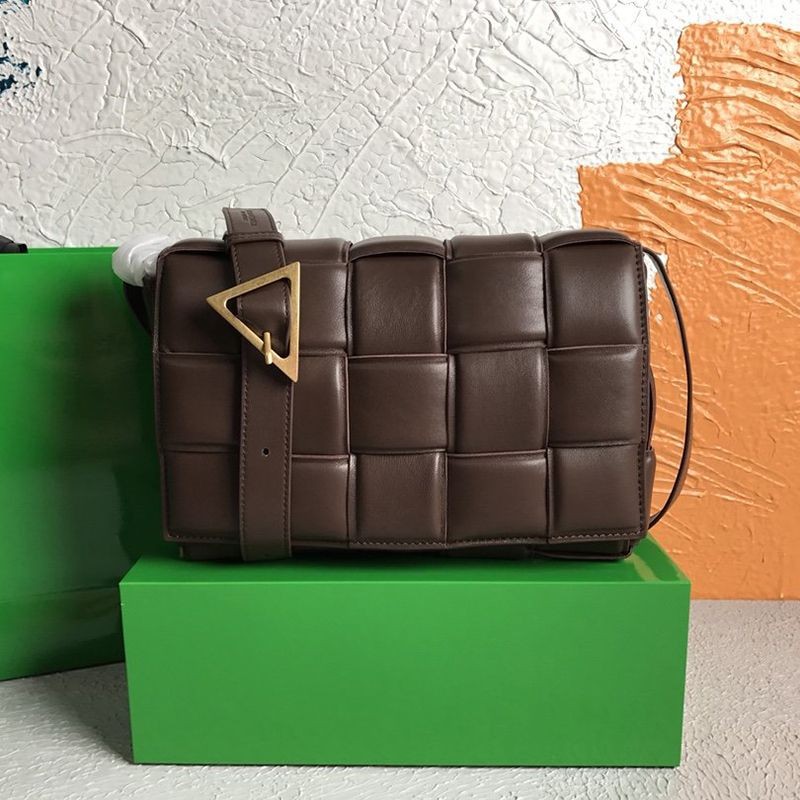 Want it? Super limited edition? Fake Bottega Veneta Padded Cassette Shoulder Bag Grape 591970VCQR15010