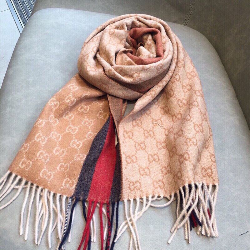 Battle for Gucci GG Jacquard Wool Scarf gur00348 Battle for Gucci GG Jacquard Wool Scarf gur00348