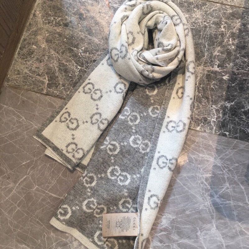 Eye-catching color Gucci GG jacquard wool scarf replica gui13987